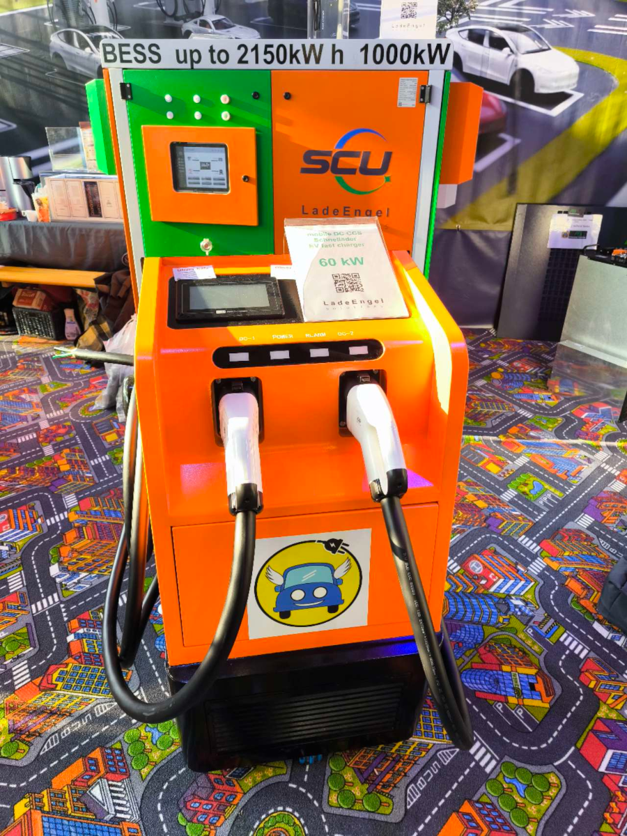 80 kW CCS LKW Ladesäule eTruck Charger mobile Stromtankstelle 80 kW CCS LKW Ladesäule eTruck Charger mobile Stromtankstelle