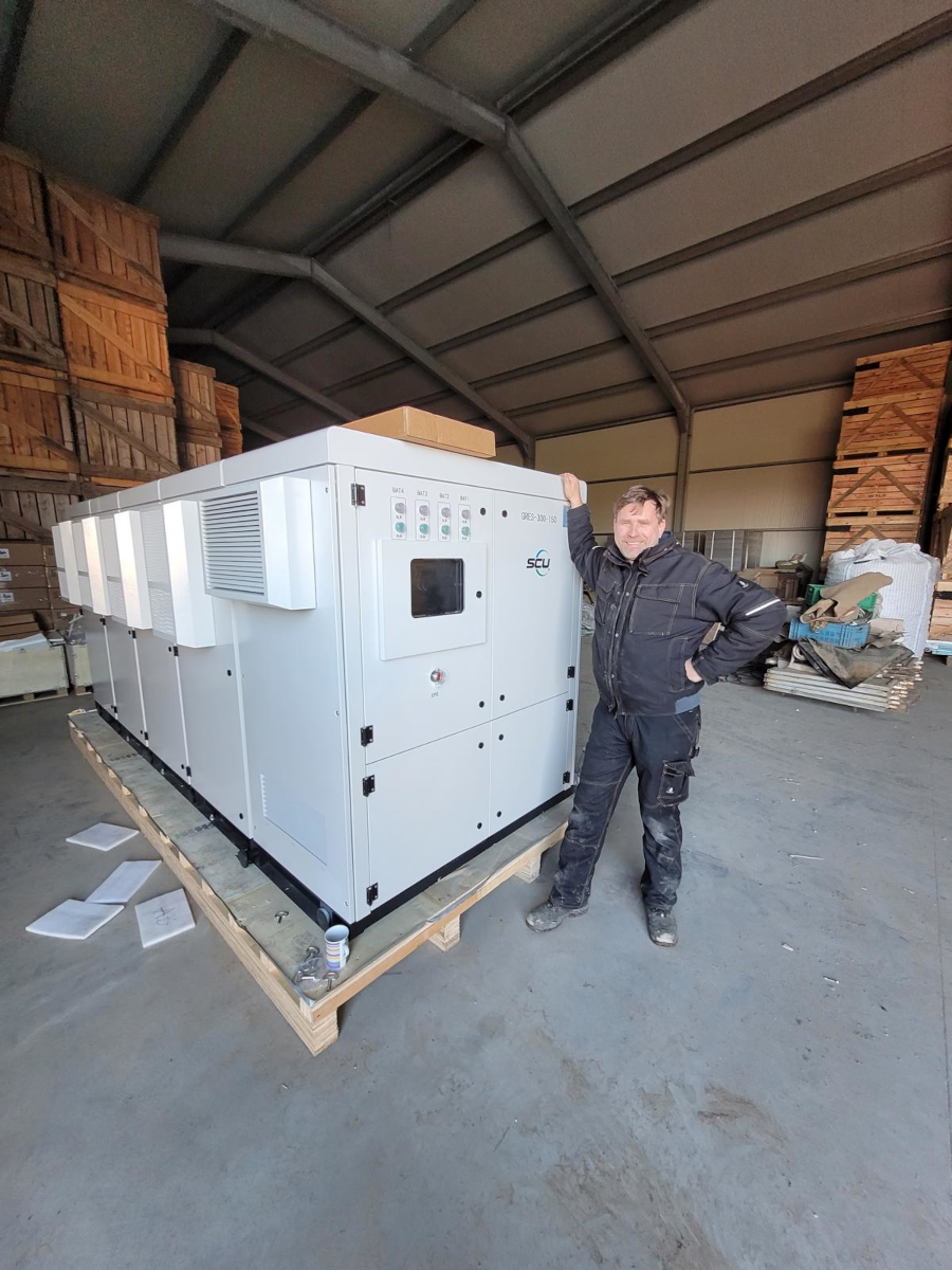 Batteriespeicher GRES 300 kWh mit EMS VDE AR-N 4105 konformer Hybrid Stromspeicher (EEX Strombörse ready) ONGRID OFFGRID Batteriespeicher GRES 300 kWh mit EMS VDE AR-N 4105 konformer Hybrid Stromspeicher (EEX Strombörse ready) ONGRID OFFGRID